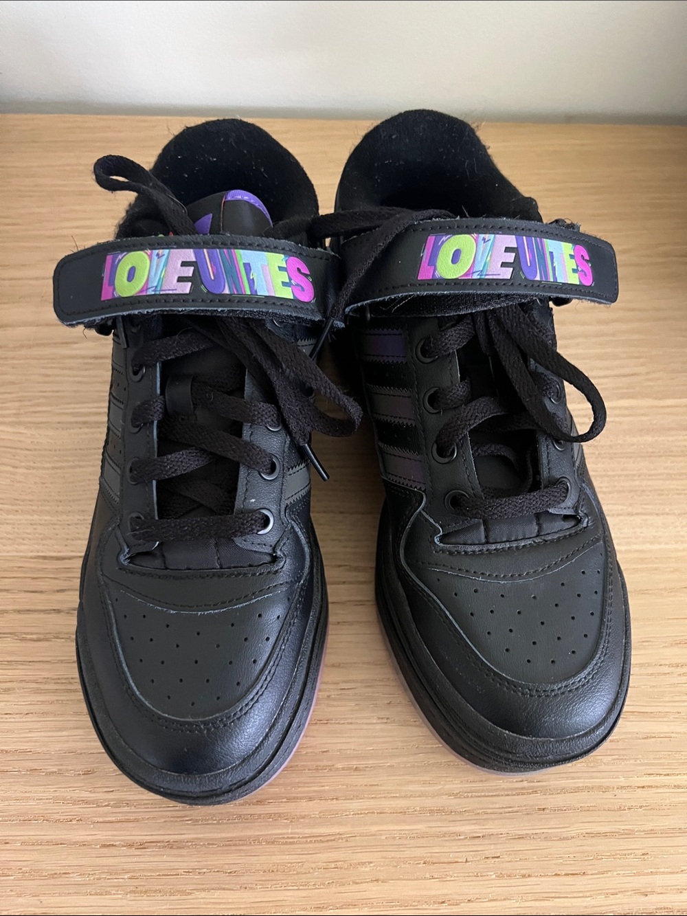 adidas Kris Andrew Small x Forum Triple Platform Low 'Pride size 8.5